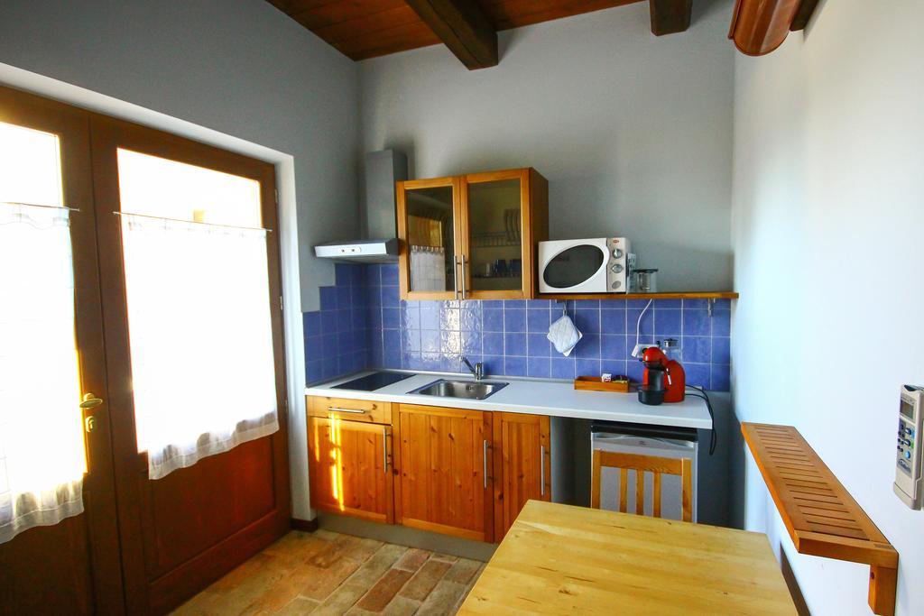 I Sassi Di San Giuseppe Guest House Montegiorgio Стая снимка